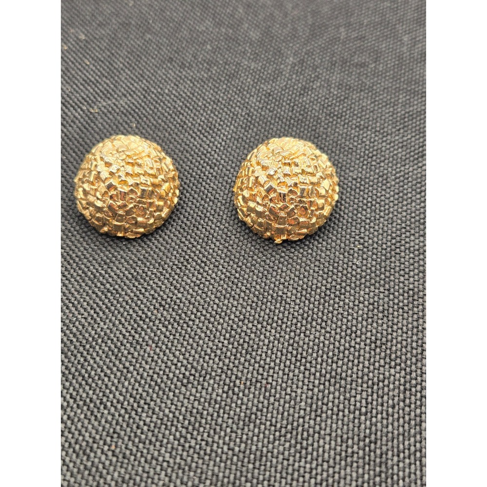 Vintage Napier Gold Tone Textured Nugget Domed Clip On Earrings Mid Century